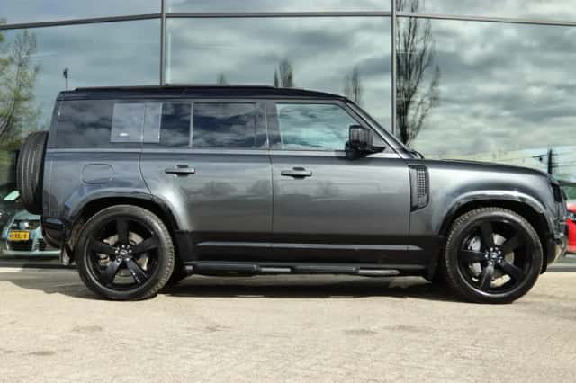Land Rover Rover (2022) thumbnail 10