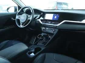 Kia Niro (2021) thumbnail 3