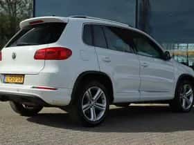 Volkswagen Tiguan thumbnail 2