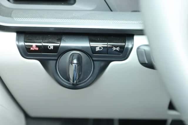 Porsche 911 (2021) thumbnail 32