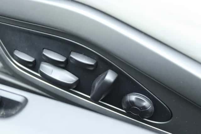 Porsche 911 (2021) thumbnail 7