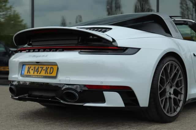 Porsche 911 (2021) thumbnail 80