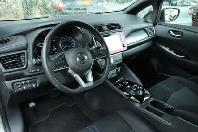 Nissan Leaf (2021) thumbnail 3