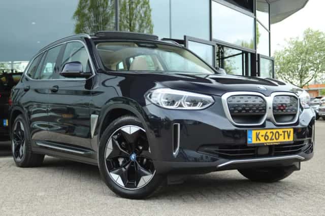 BMW iX3 (2021) thumbnail 12