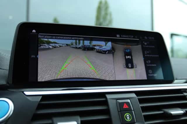 BMW iX3 (2021) thumbnail 38