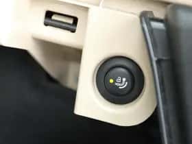 BMW iX3 thumbnail 10