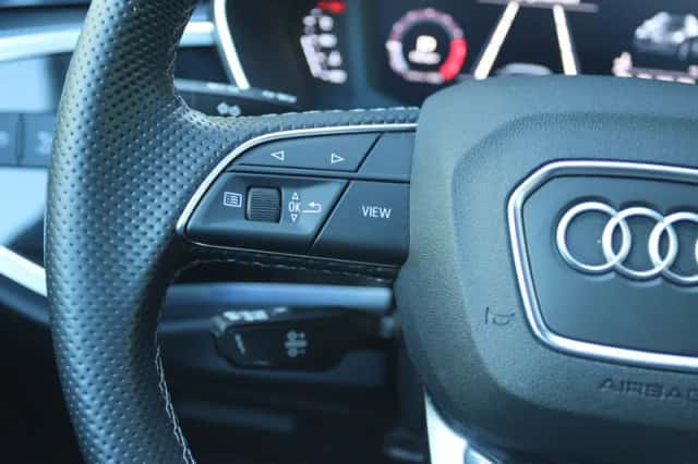 Audi Q3 (2021) thumbnail 22