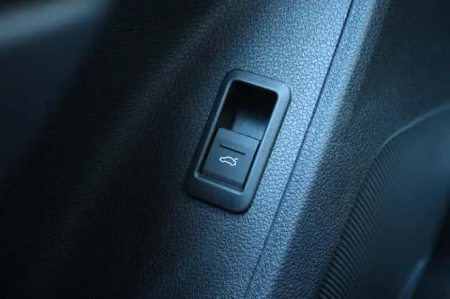 Audi Q3 (2021) thumbnail 27