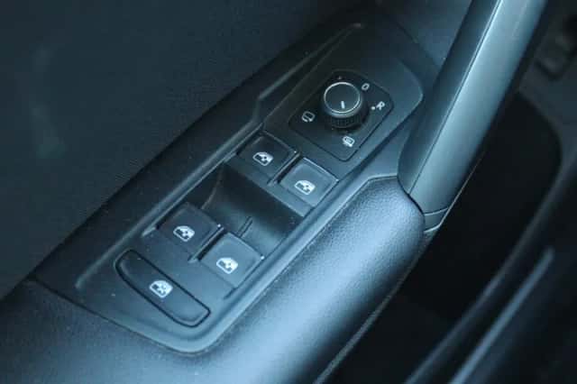 Volkswagen Tiguan (2020) thumbnail 30