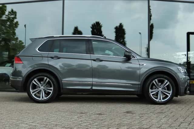 Volkswagen Tiguan (2020) thumbnail 10