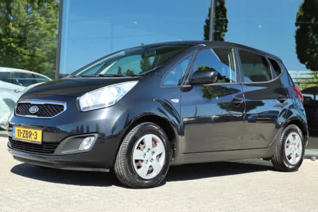 Kia Venga (2013) thumbnail 1