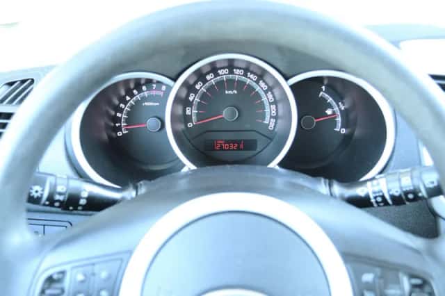 Kia Venga (2013) thumbnail 21