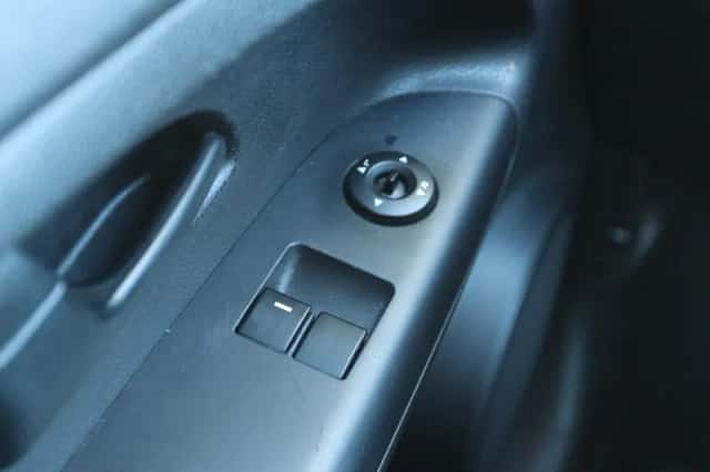 Kia Venga (2013) thumbnail 22