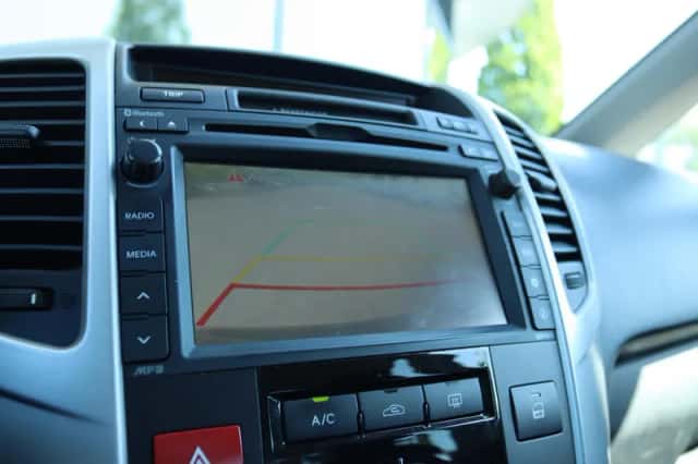 Kia Venga (2013) thumbnail 5