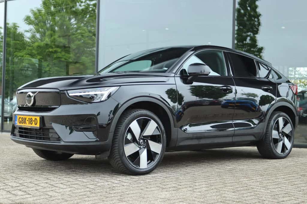 Volvo C40 (2024) — foto 1