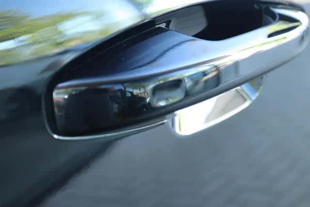 Volvo C40 (2024) thumbnail 32