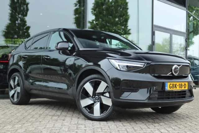 Volvo C40 (2024) thumbnail 9