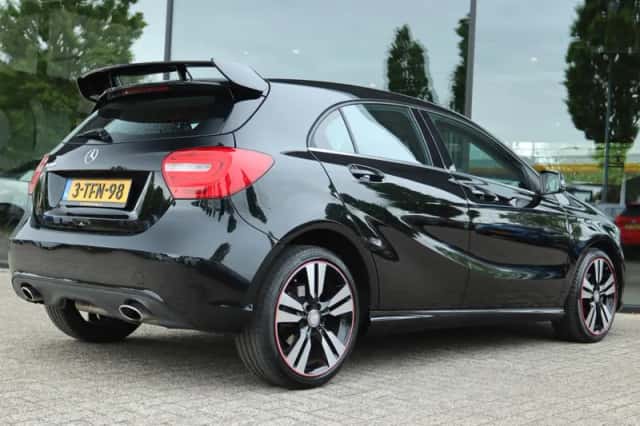 Mercedes-Benz A-Klasse (2014) thumbnail 2