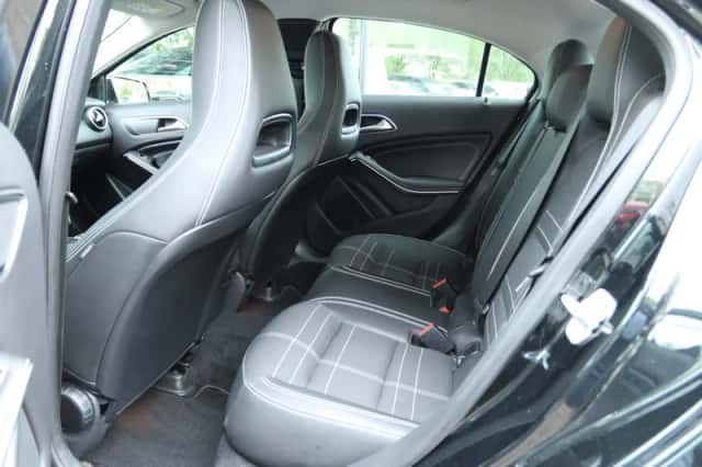 Mercedes-Benz A-Klasse (2014) thumbnail 14