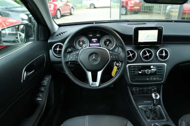 Mercedes-Benz A-Klasse (2014) thumbnail 16