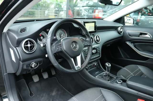 Mercedes-Benz A-Klasse (2014) thumbnail 3