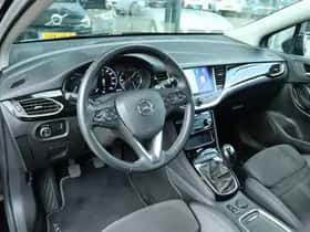 Opel Astra (2020) thumbnail 3