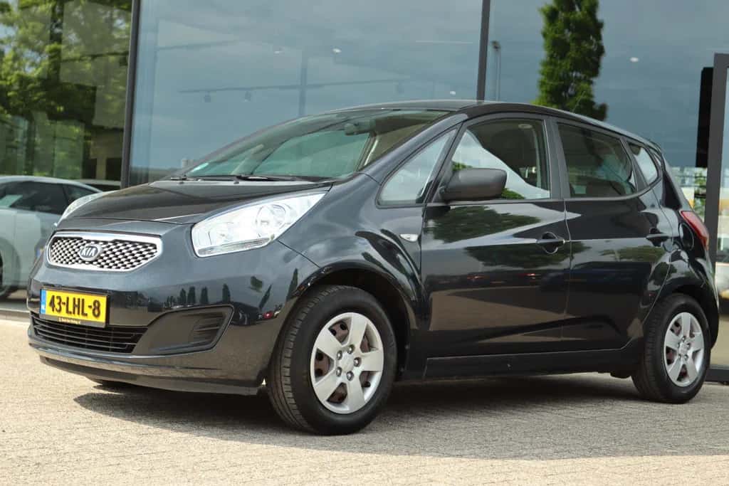 Kia Venga (2010) — foto 1