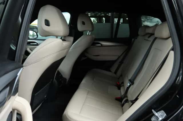 BMW X3 (2019) thumbnail 17