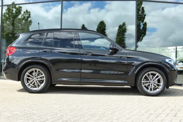 BMW X3 (2019) thumbnail 10