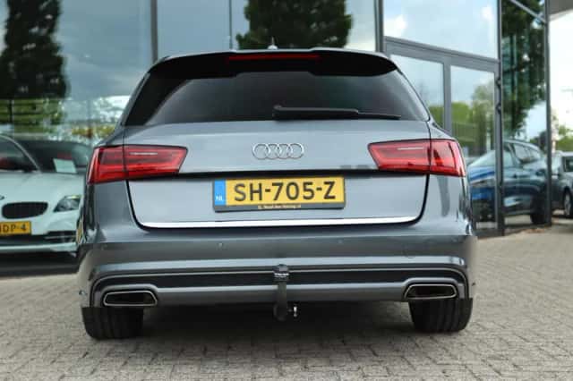 Audi A6 (2018) thumbnail 11