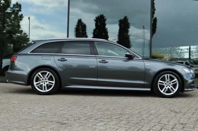 Audi A6 (2018) thumbnail 9