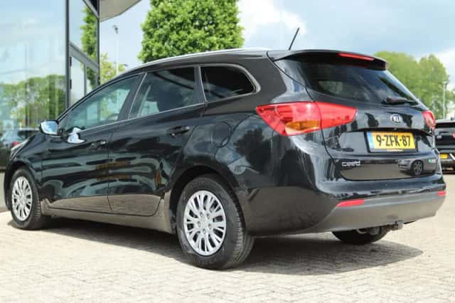 Kia Cee'd (2015) thumbnail 11