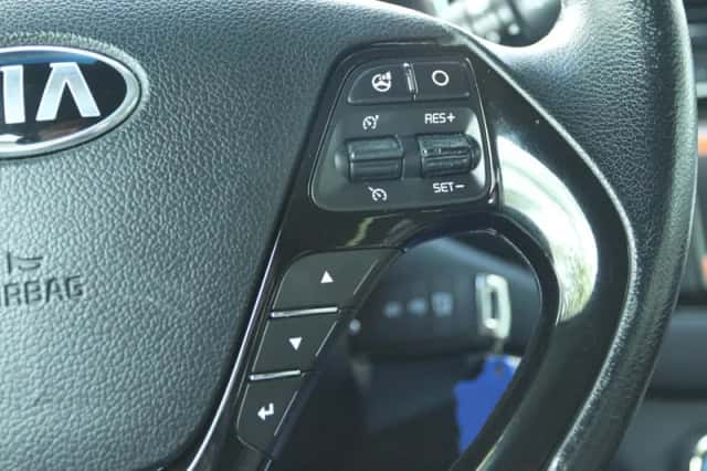Kia Cee'd (2015) thumbnail 19