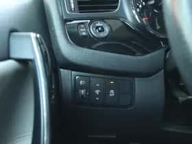 Kia Cee'd (2015) thumbnail 22