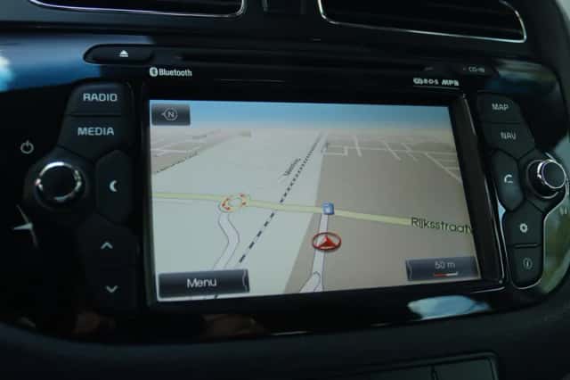 Kia Cee'd (2015) thumbnail 6
