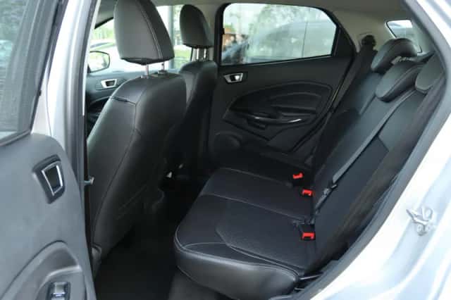 Ford EcoSport (2016) thumbnail 16