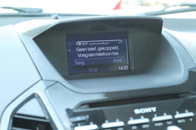 Ford EcoSport (2016) thumbnail 19