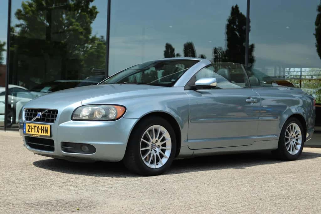 Volvo C70 (2007) — foto 1