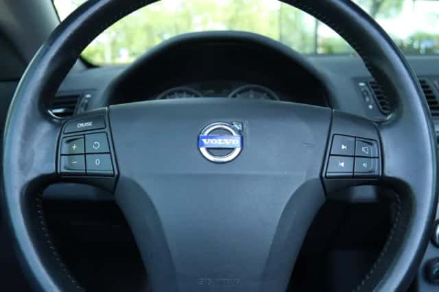 Volvo C70 (2007) thumbnail 15