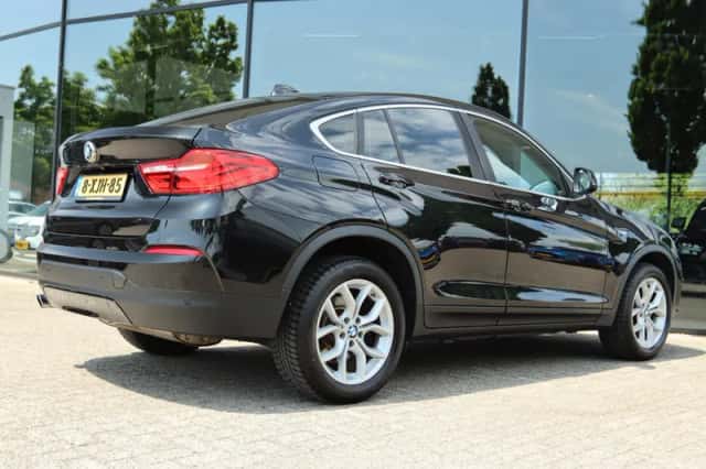 BMW X4 (2014) thumbnail 2