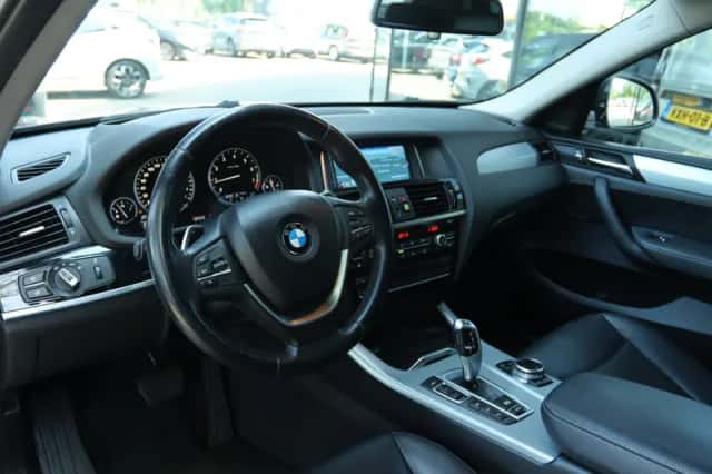 BMW X4 (2014) thumbnail 3