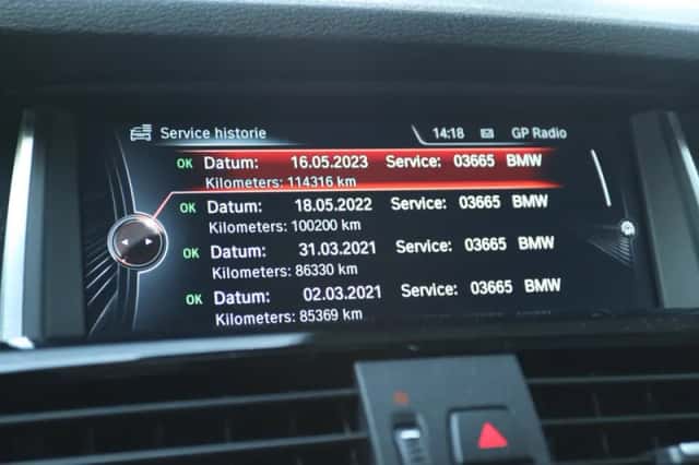 BMW X4 (2014) thumbnail 36