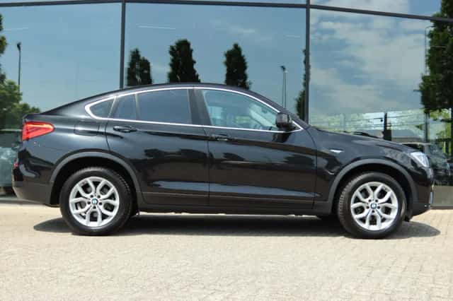 BMW X4 (2014) thumbnail 10