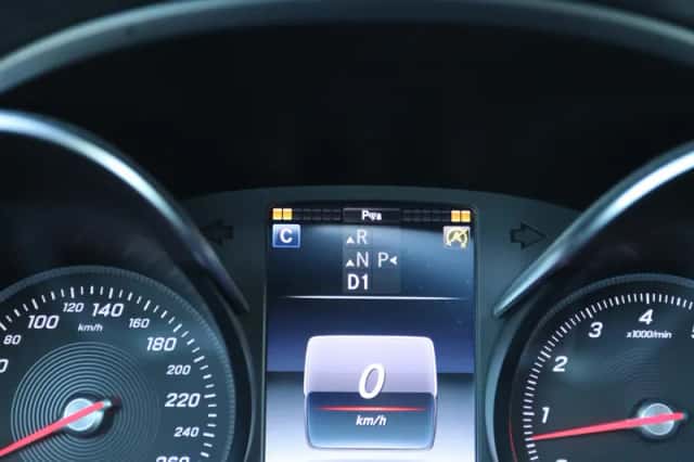 Mercedes-Benz C-Klasse (2016) thumbnail 32