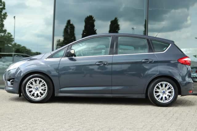 Ford C-Max (2011) thumbnail 11