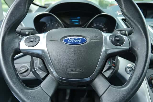 Ford C-Max (2011) thumbnail 16
