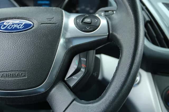 Ford C-Max (2011) thumbnail 18