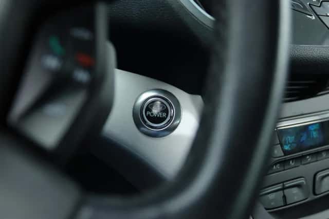Ford C-Max (2011) thumbnail 19