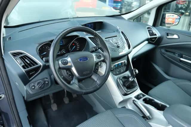 Ford C-Max (2011) thumbnail 3