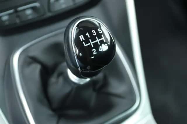 Ford C-Max (2011) thumbnail 25
